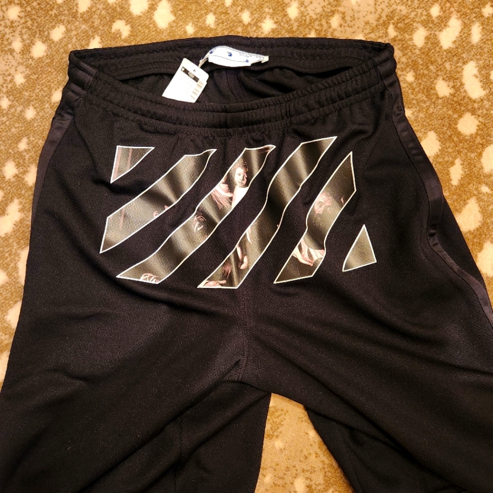 😎 Off-White Men's Caravaggio Shorts M 😎